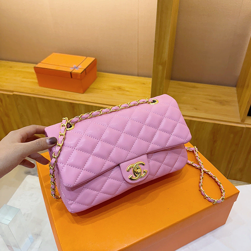🔥【Promotional Price】Versatile and stylish diamond-quilted chain shoulder bag